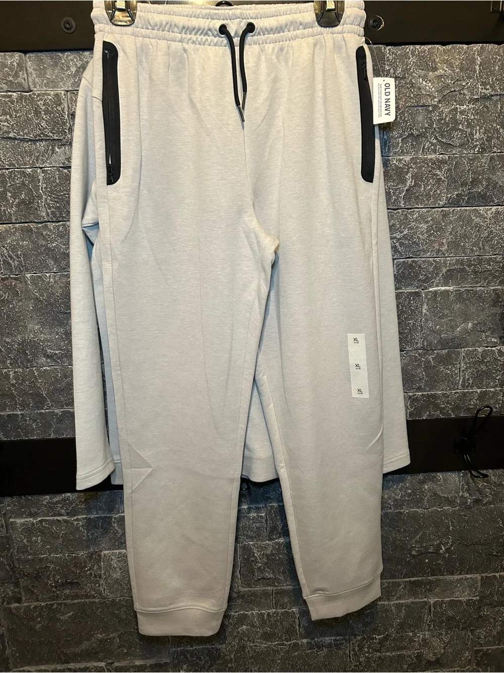 Boys Size 14/16 Old Navy 2 Piece Jogger Set